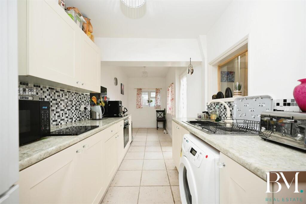 Breakfast Kitchen