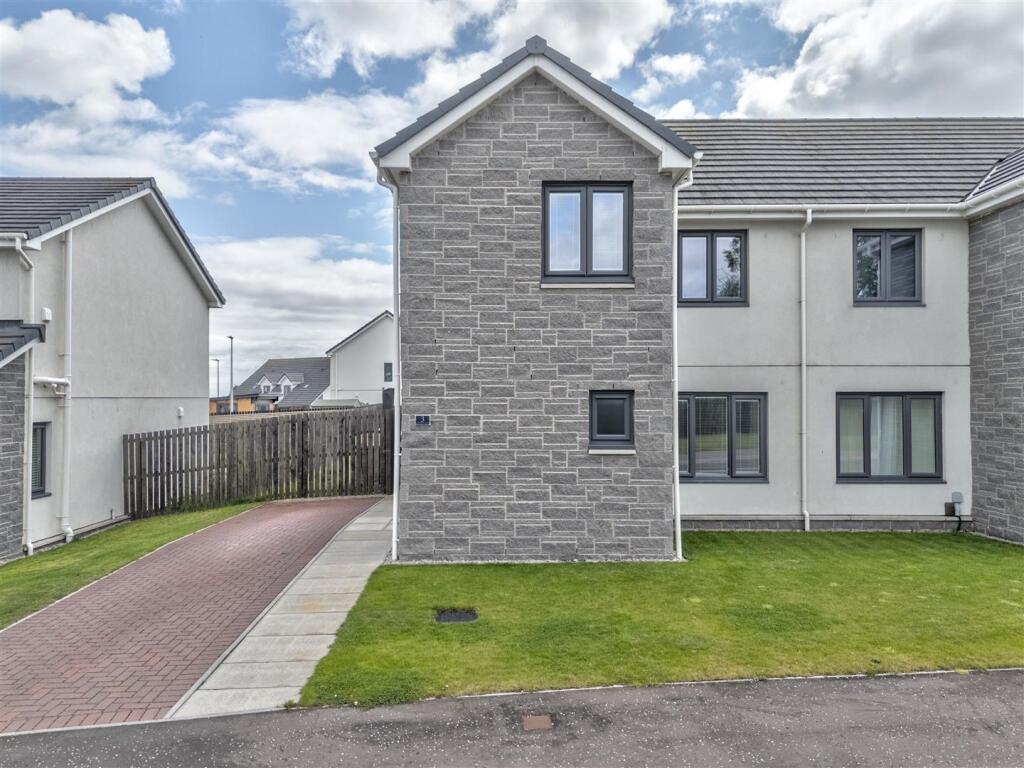 3 Greenhill Crescent Dundee-22.JPG
