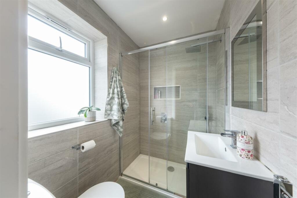 127a Crewe Road-032.jpg