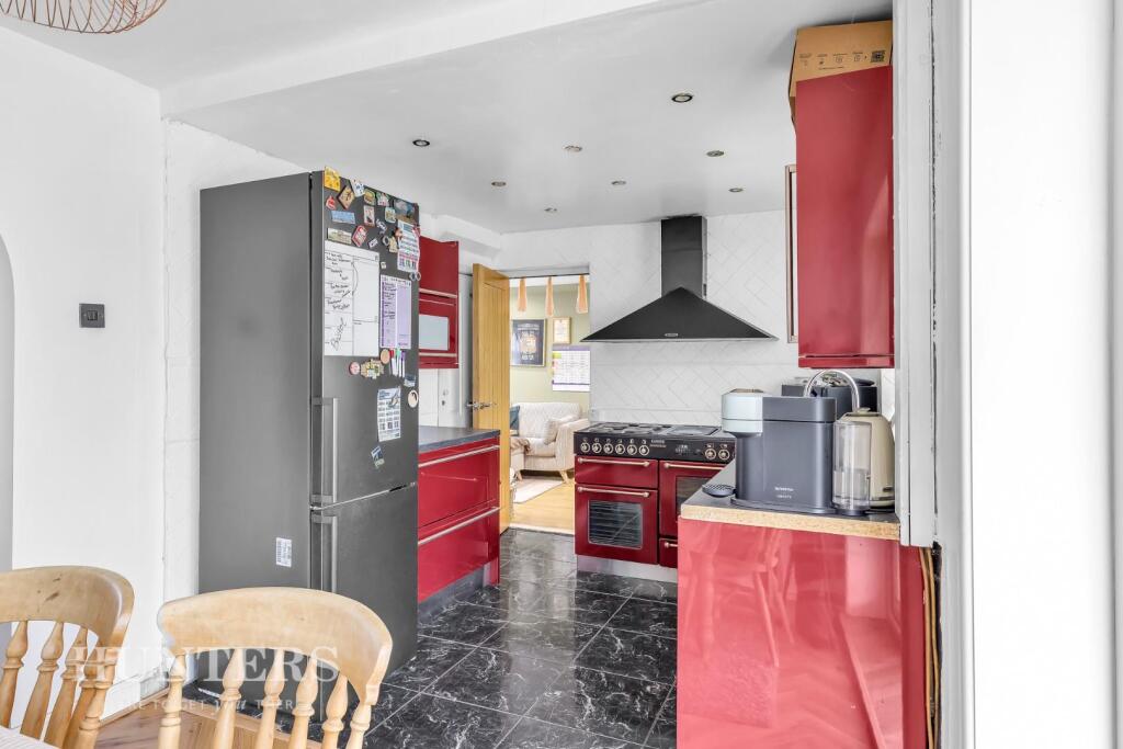 Dining kitchen