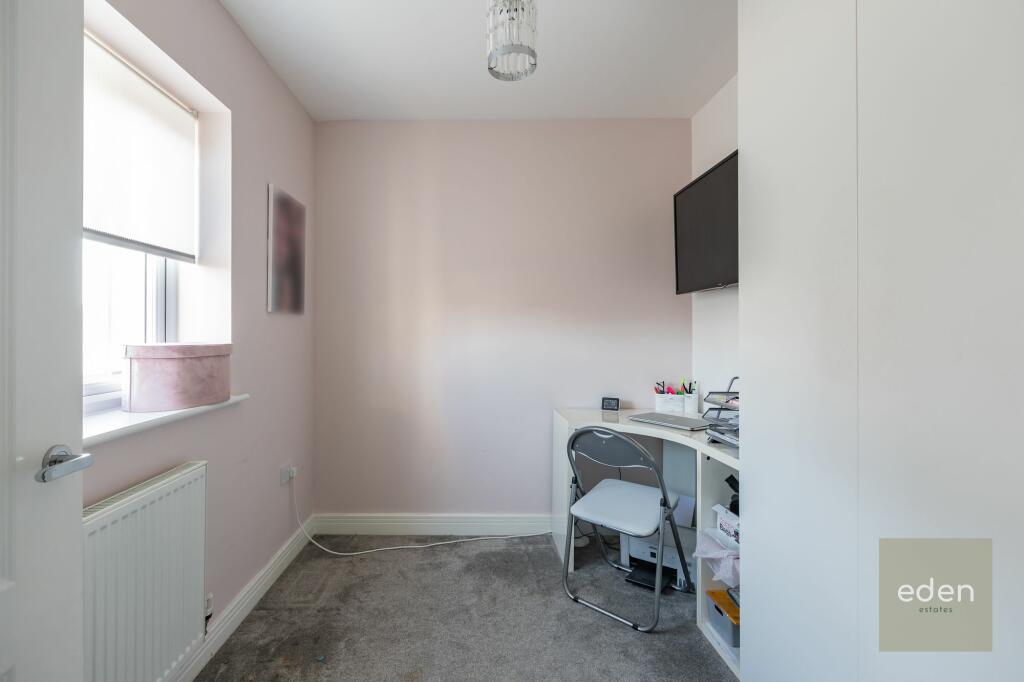 STUDY/PLAYROOM