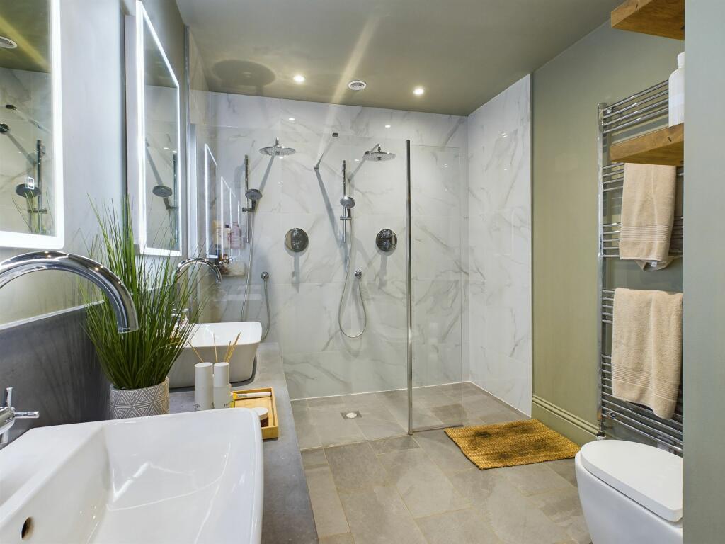 En-suite Shower Room