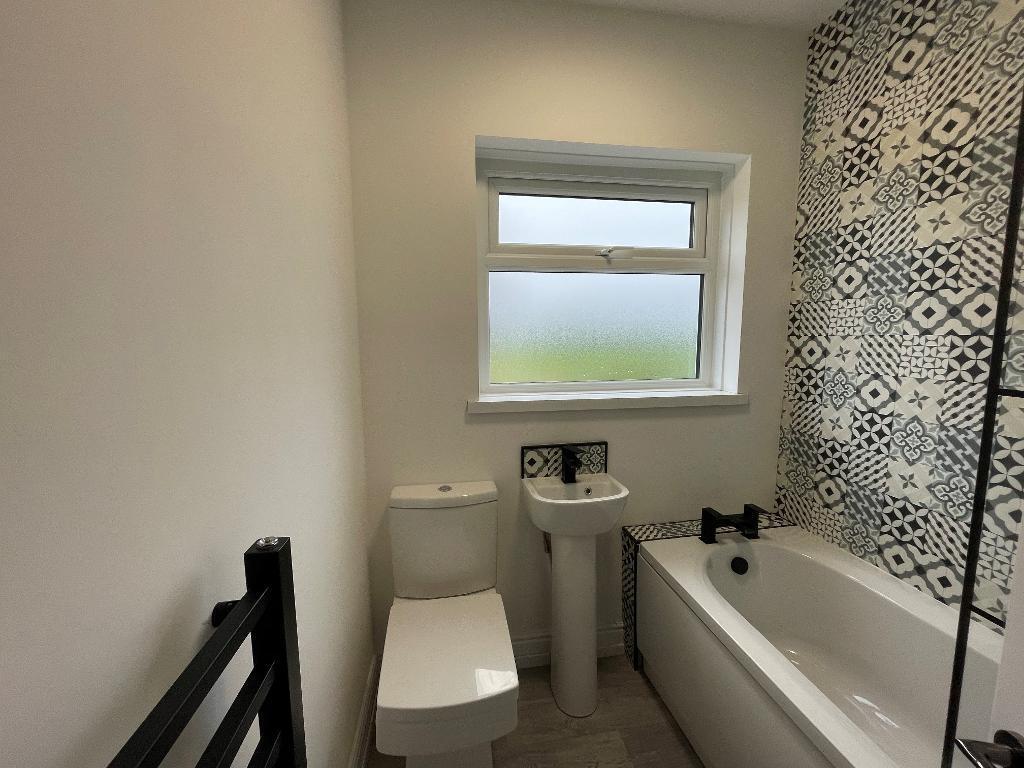 Kirkham Drive, HULL, HU5 2BT