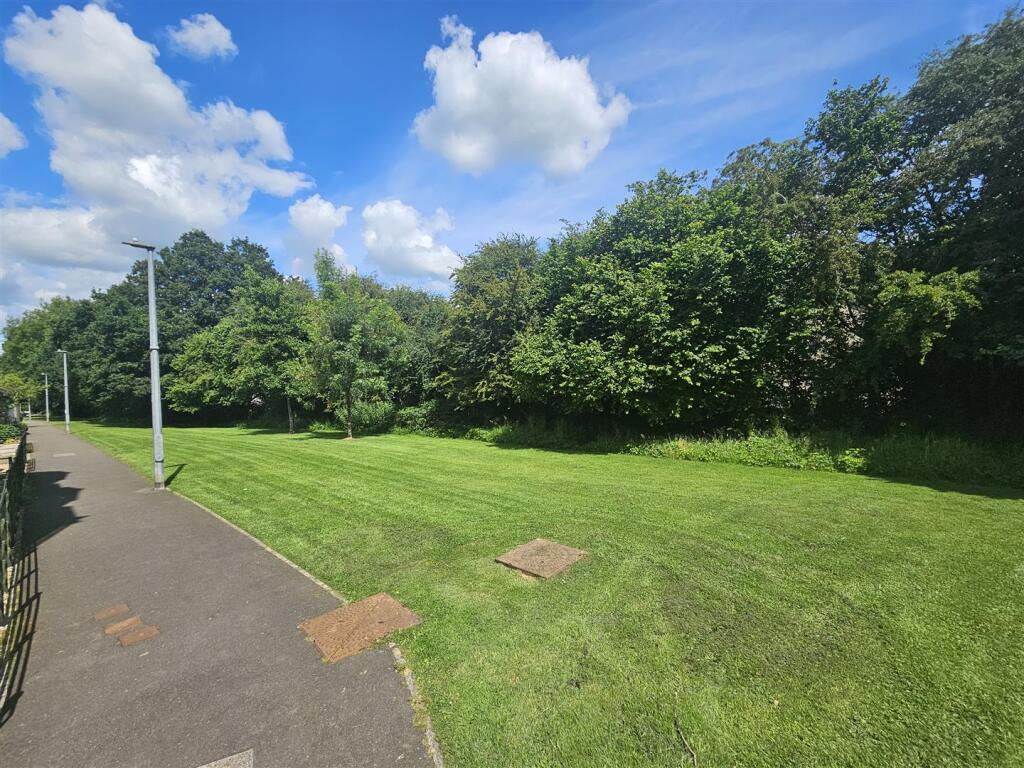 Communal Grounds.jpg