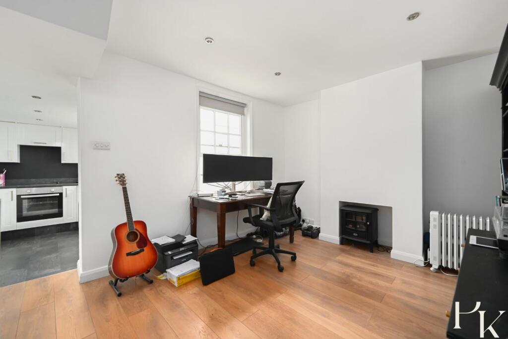 32-cheltenham-place-bn1 (10).jpg