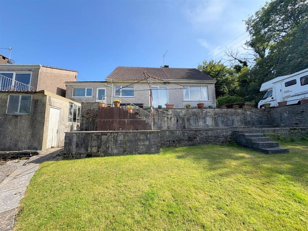 Rear Garden f.jpg