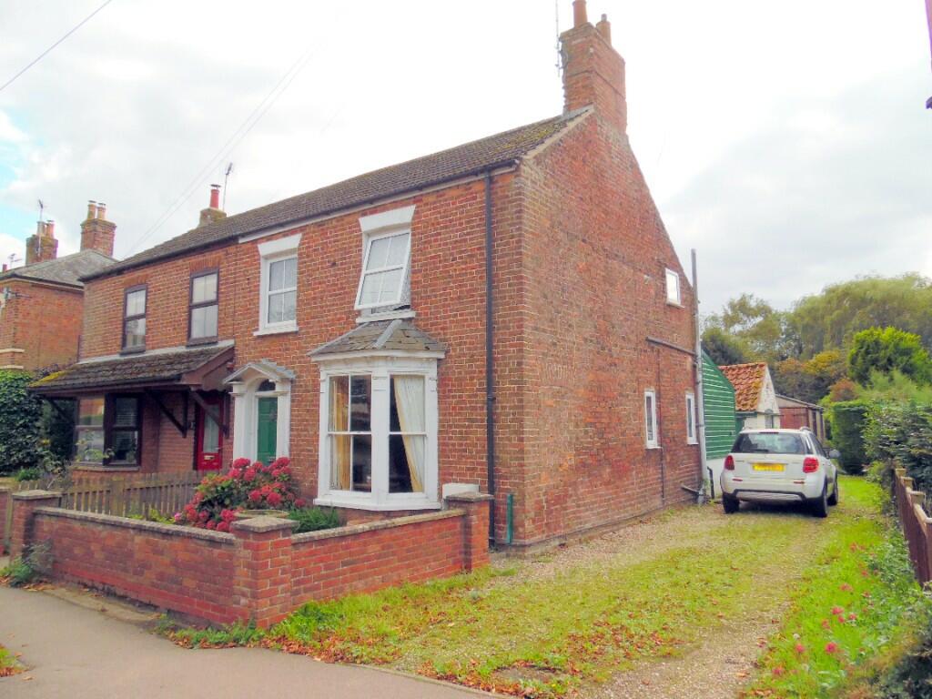 FRONT &amp; DRIVEWAY