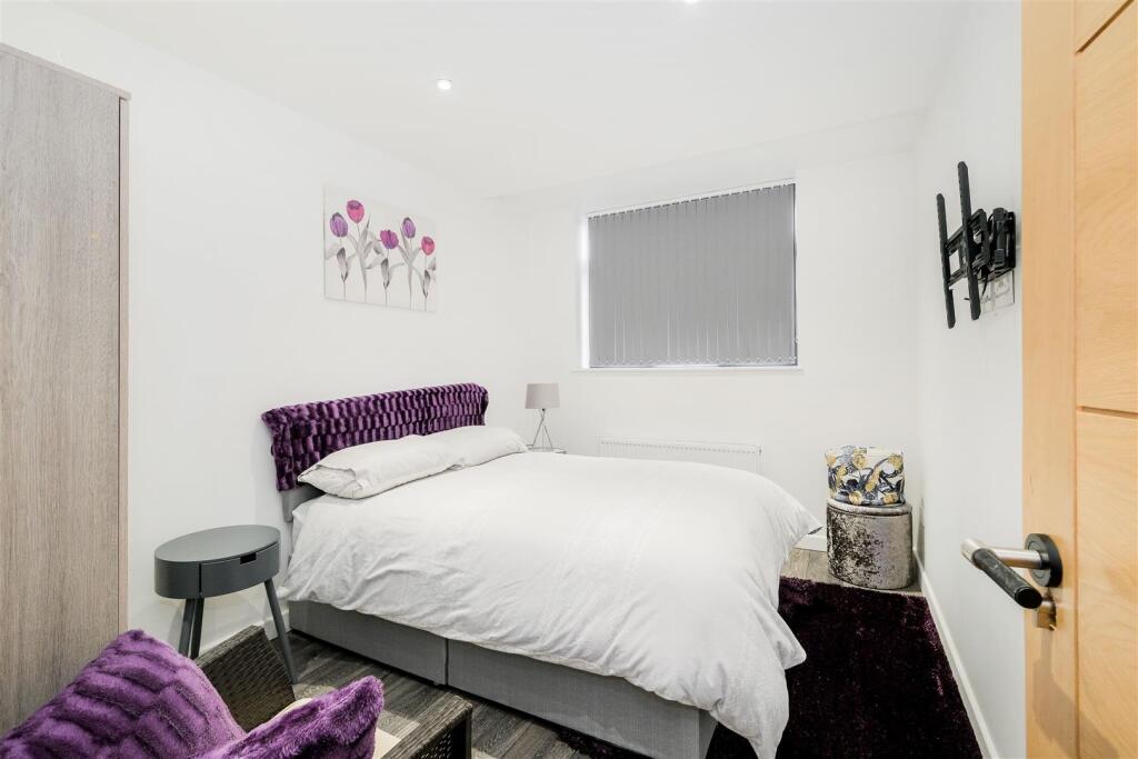 21 Aubrey Road-1.jpg