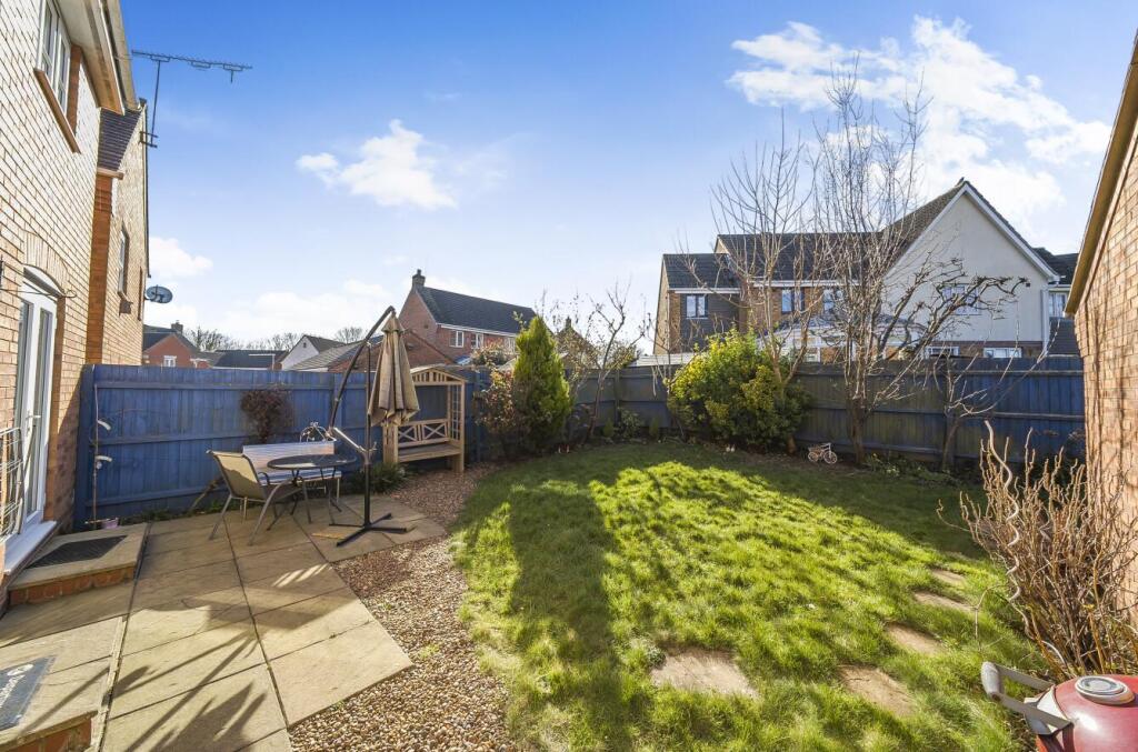 27 Dewar Drive