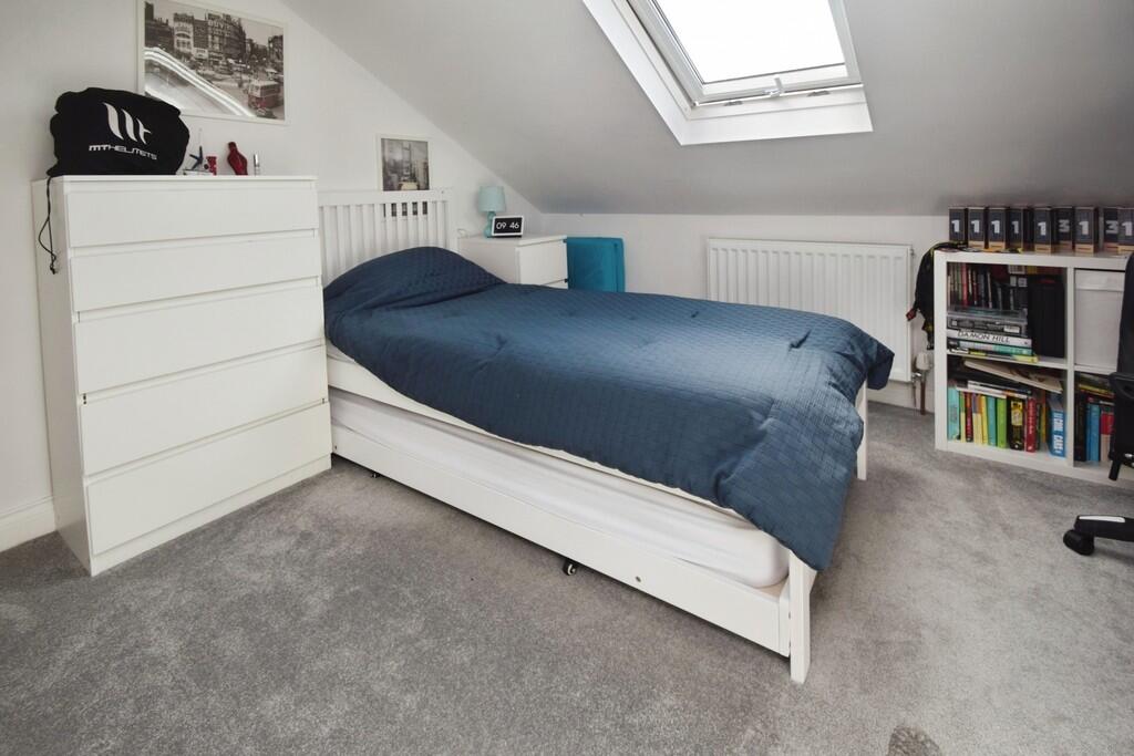 6329ab92-Bedroom ...