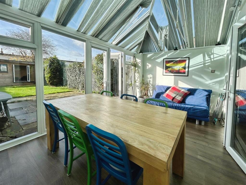 c1966759-4-4A3F-B5D5-D0607D7629C4-4429-0000038A572