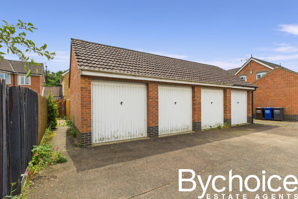 CAM05454G0-PR0017-STILL014