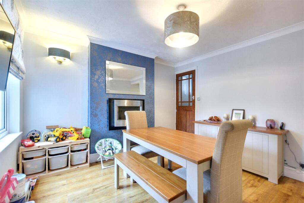 Dining Room_2.jpeg