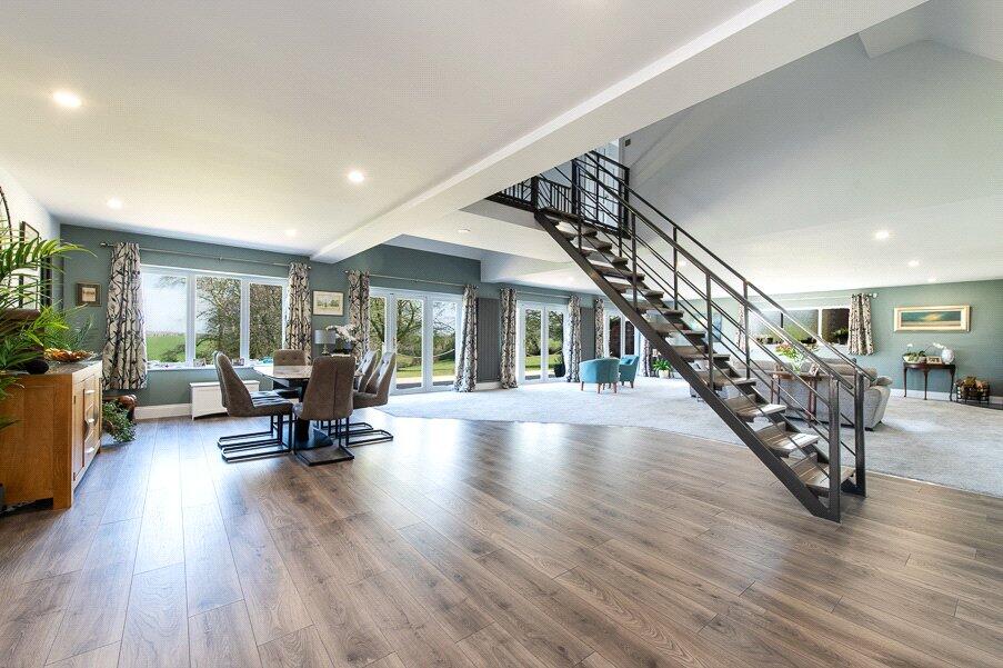 Drawing/Dining Room