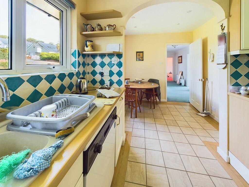 Kitchen c