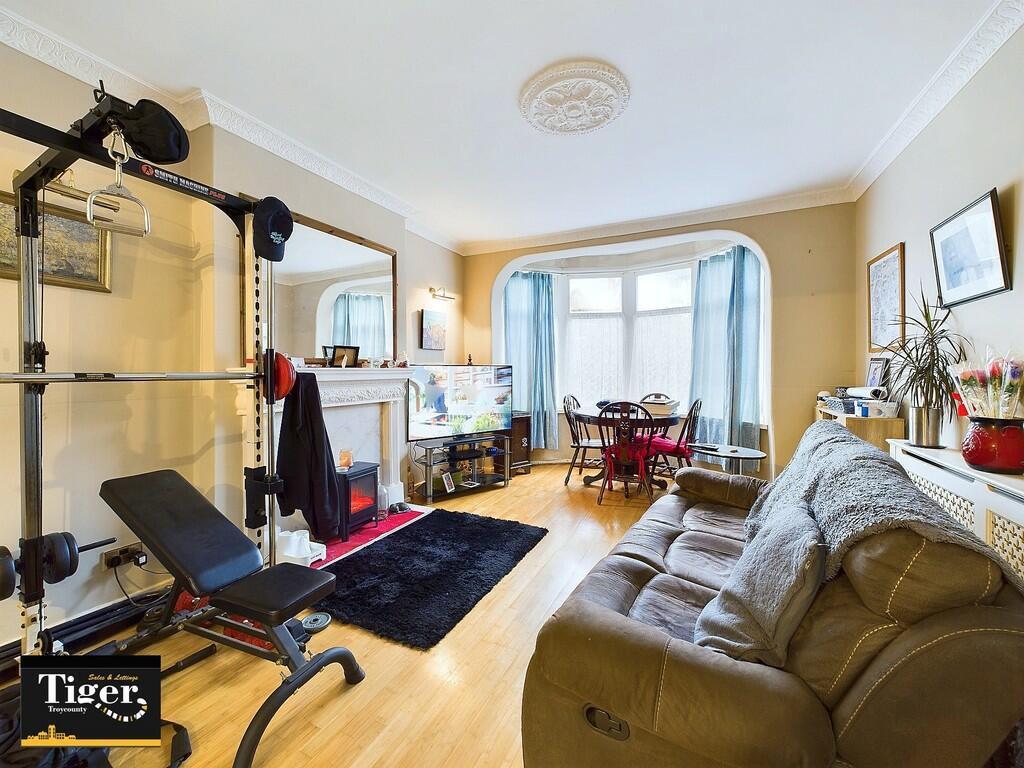 CAM03440G0-PR0206...