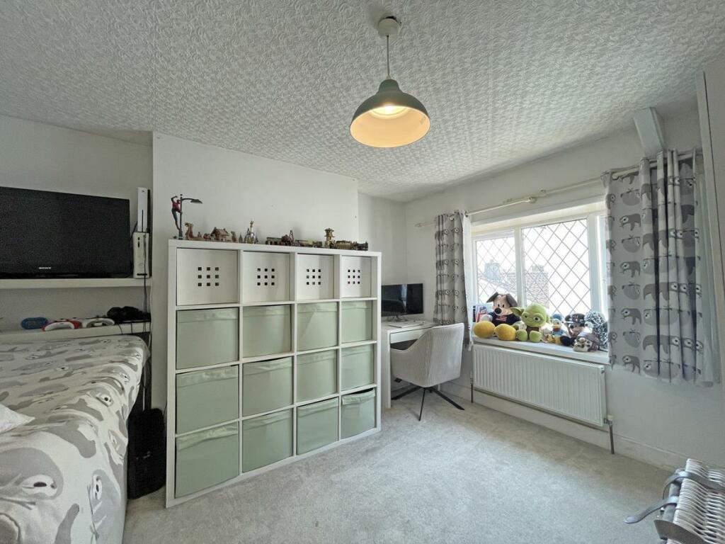 Hollow Hayes 1 - Bed 2...jpg