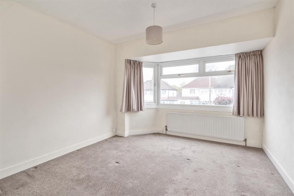 35 Yoxall Road_5.jpg