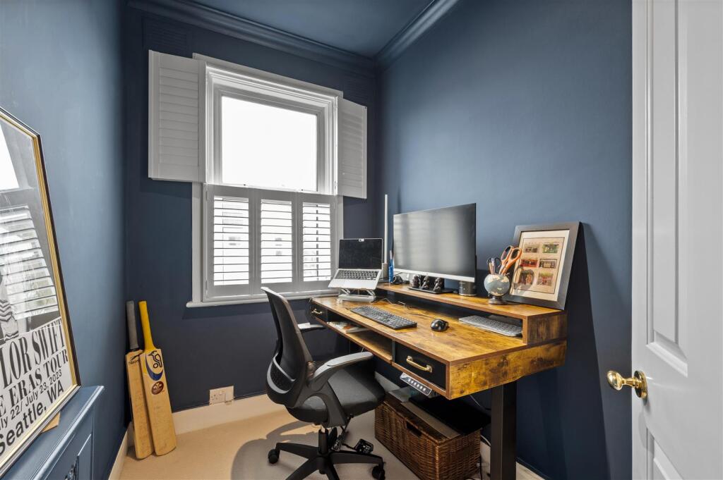 99 Haydon Park Road,14.jpg
