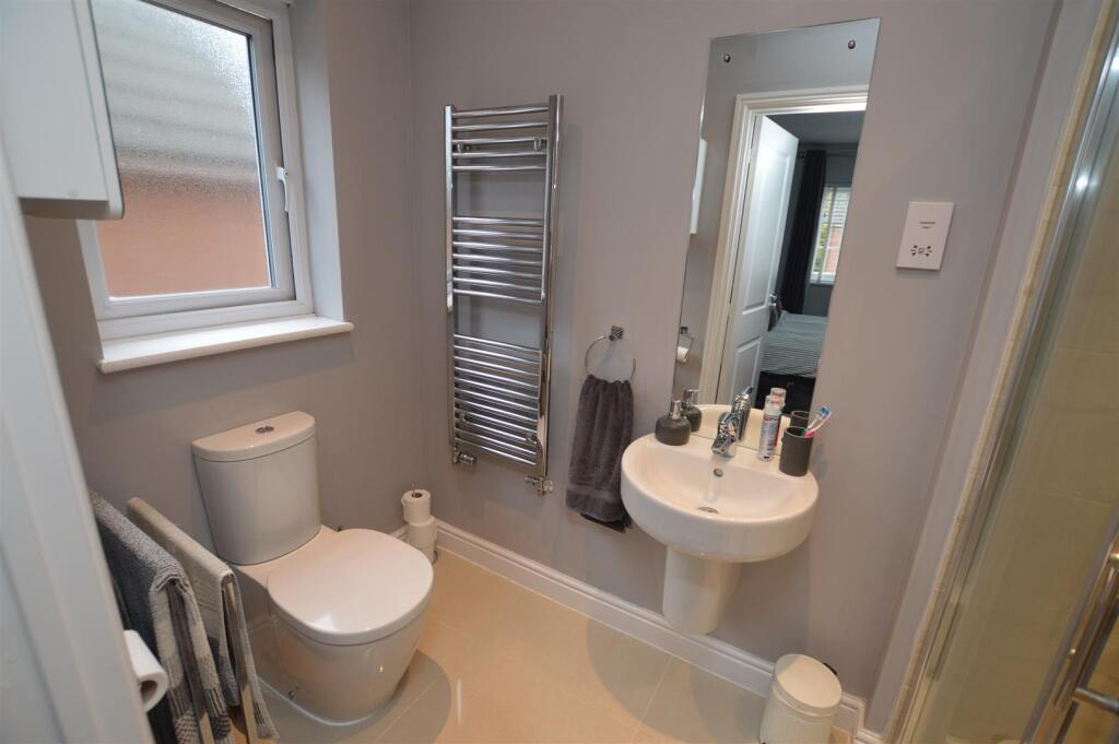 En-suite shower room