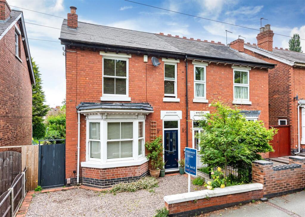 53 Finchfield Road-May25-external-1.jpg