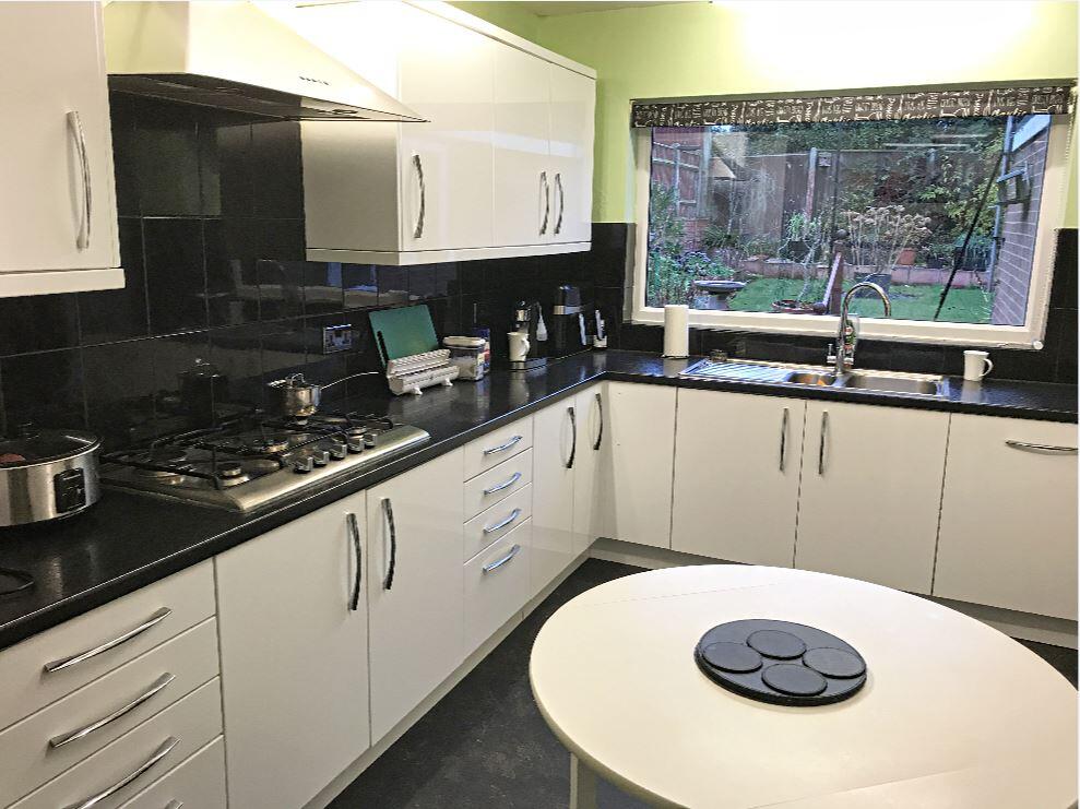 Kitchen/Bkfstrm
