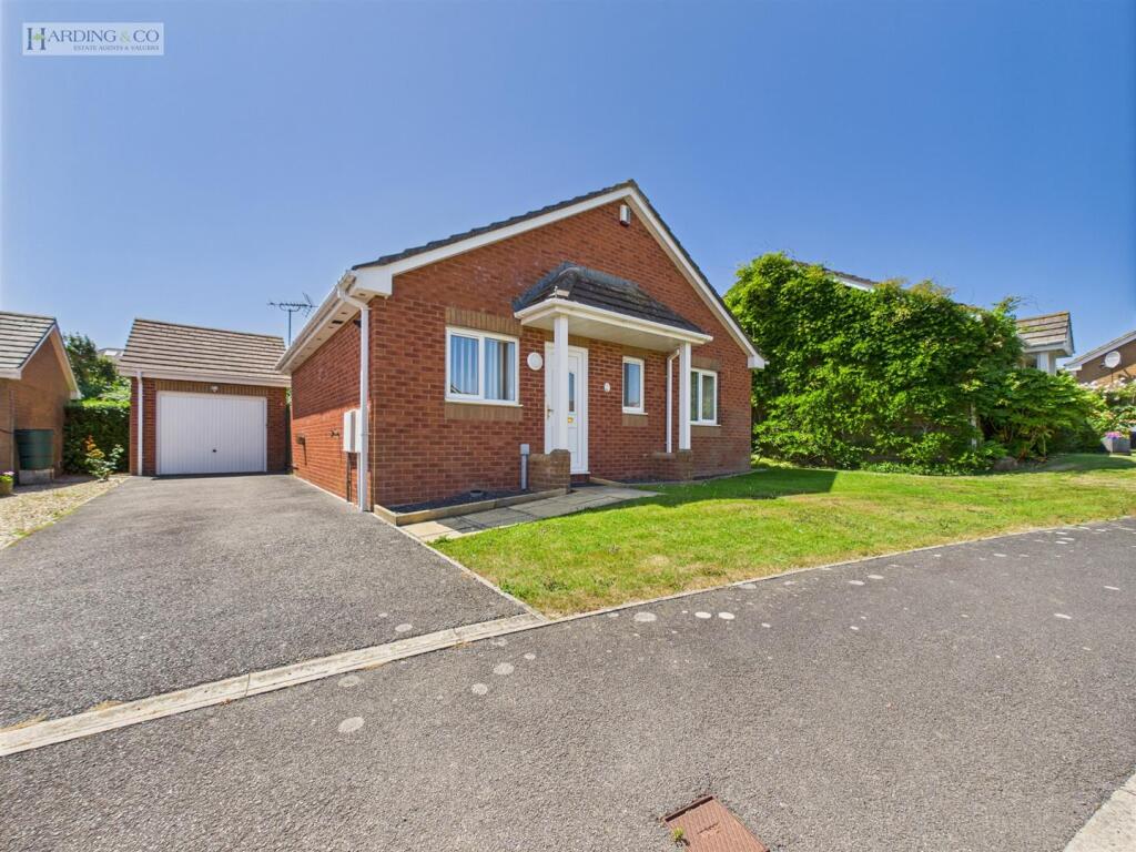 property front .1.jpg