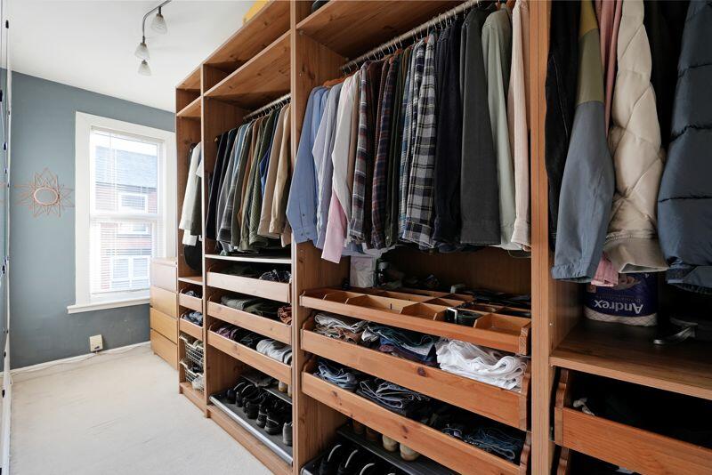 Bedroom 1 Walk in Wardrobe 