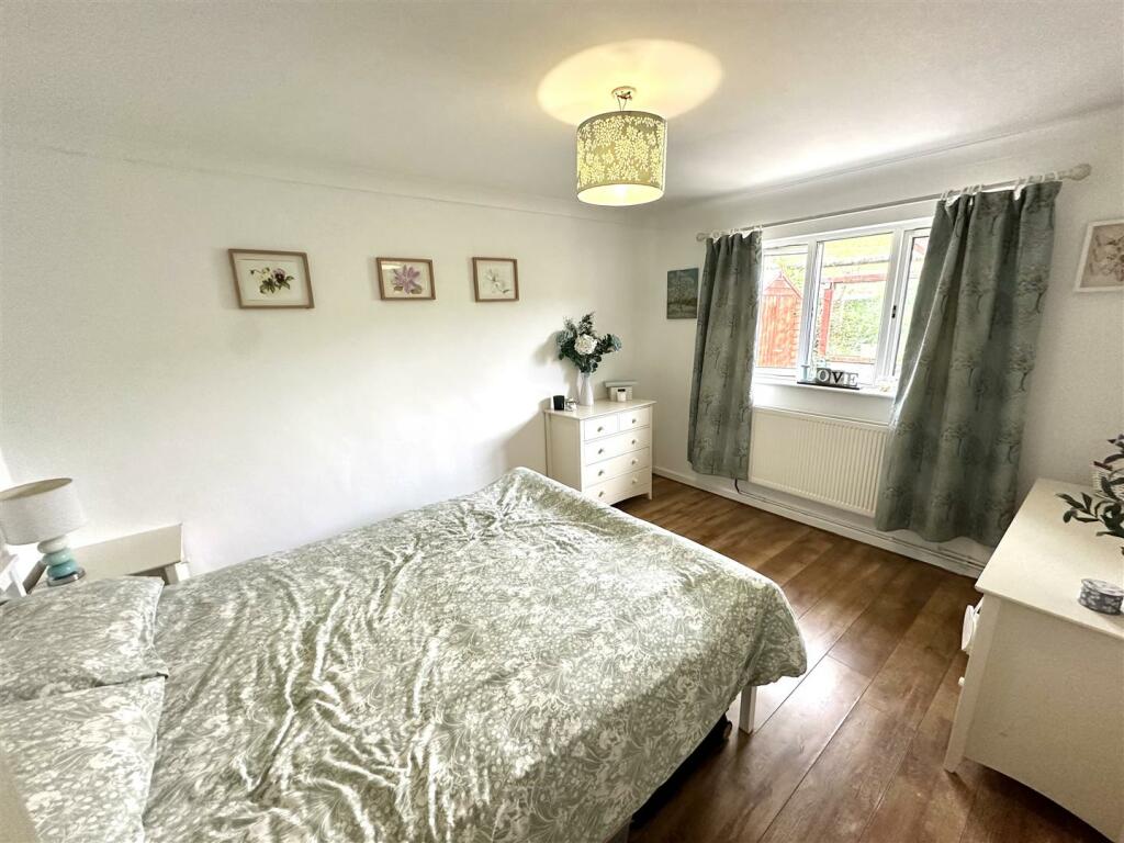 REAR BEDROOM 1