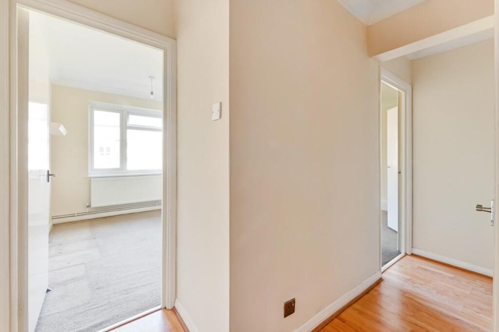 PURDEY COURT, 19_20.jpg