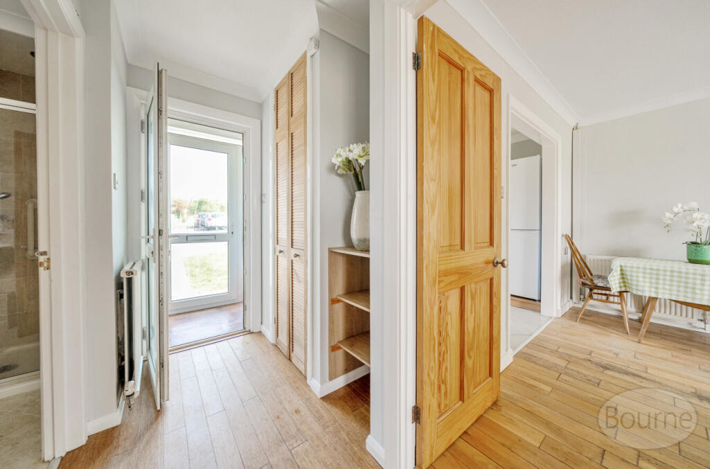 ae4ac3f3-1710-437...