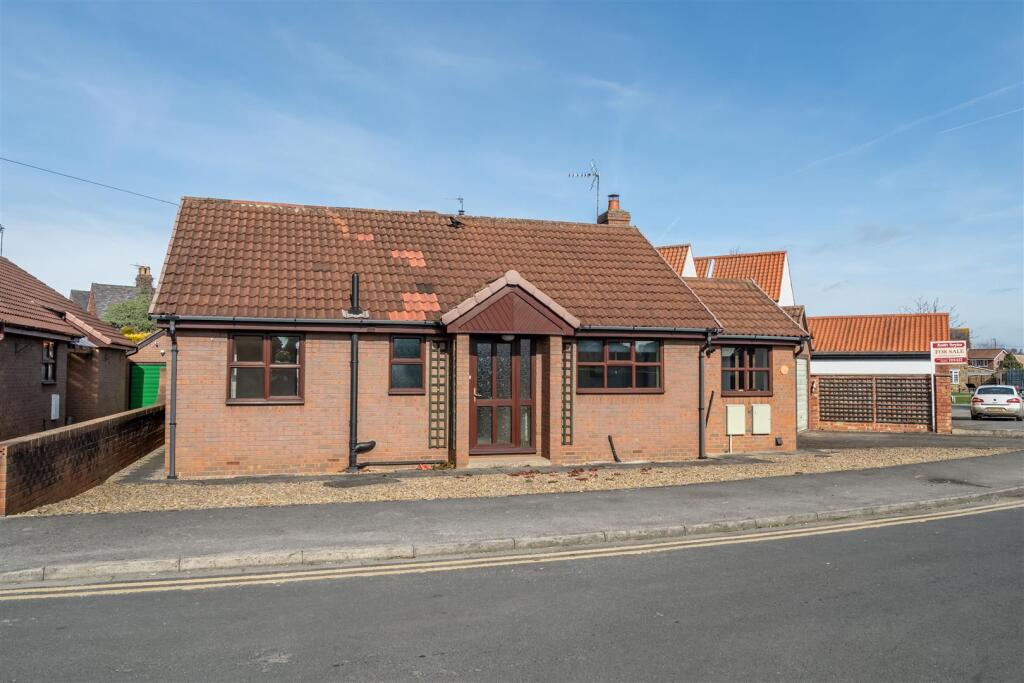 manor farm close-15.jpg