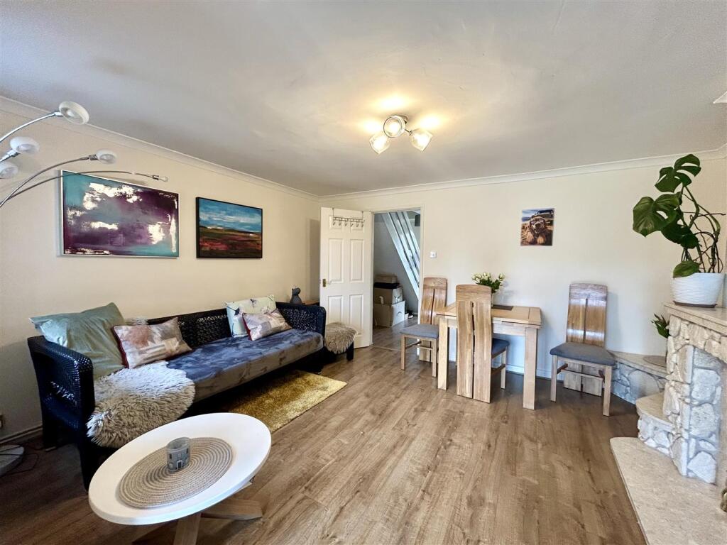 Living room.jpeg