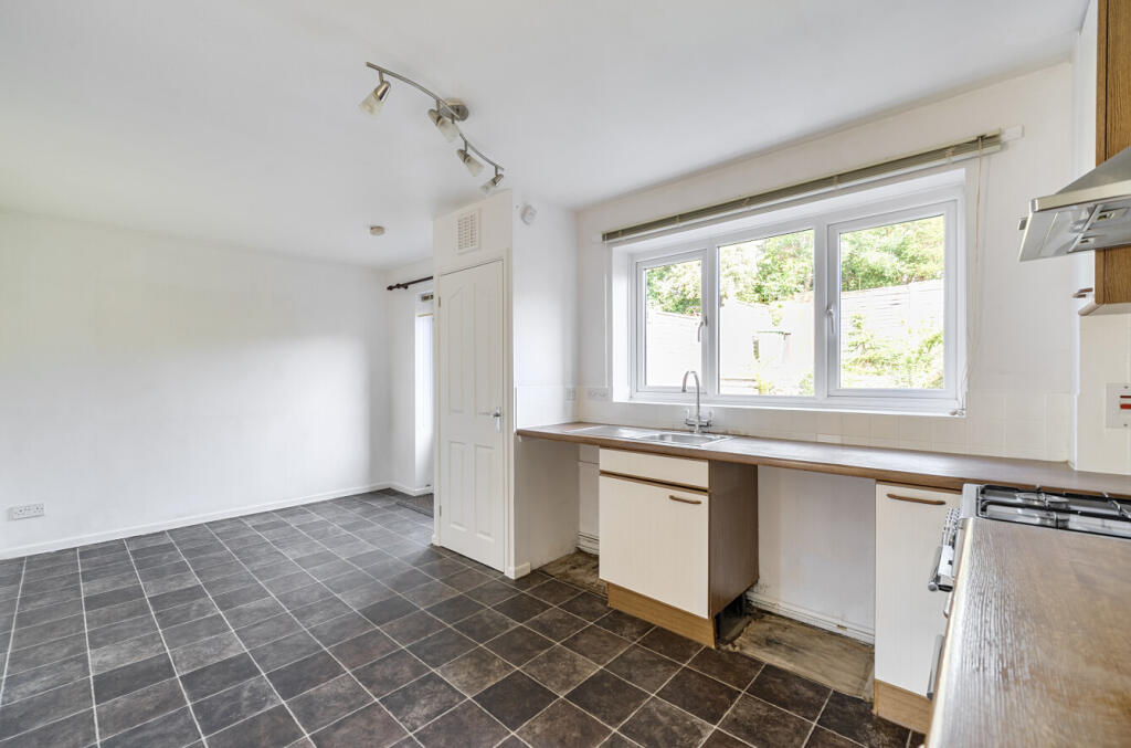 1313048-9-68527d4...