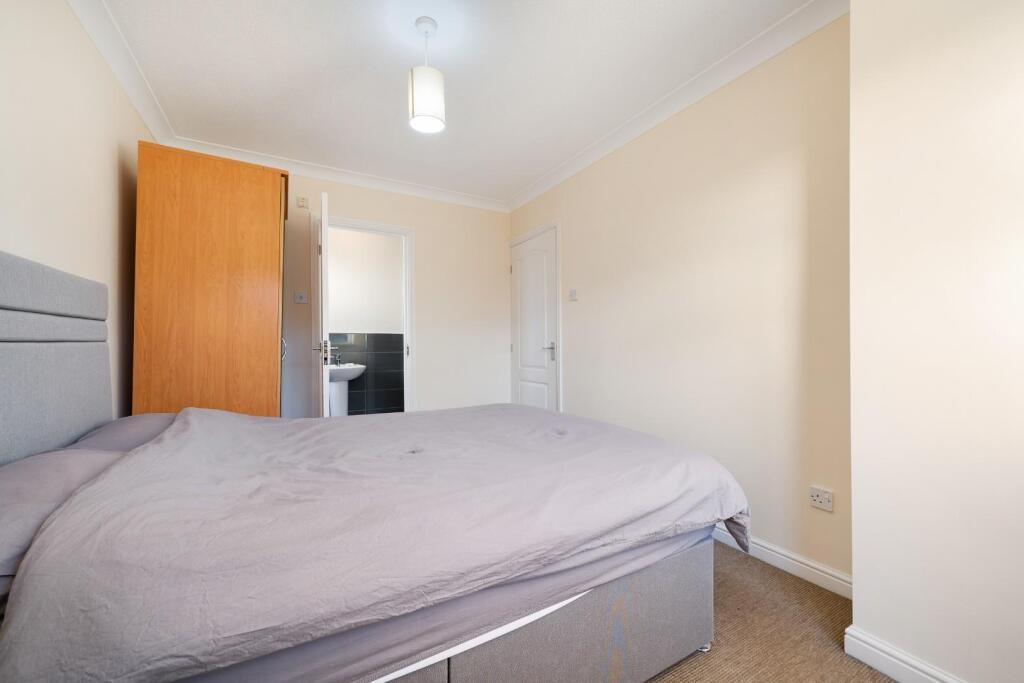 60 Saxby Avenue HDR-13.jpg