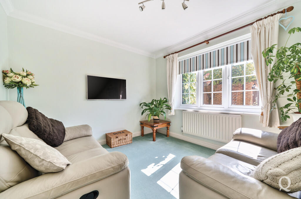 e2f491ff-2dbe-493...