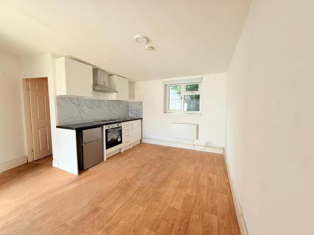 WhatsApp Image 2025-07-09 at 16.48.21_f1ccb978.jpg