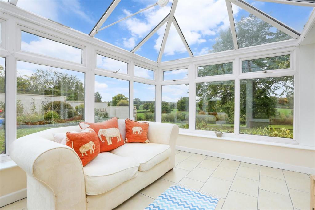 Oak Tree Mews 11.jpg