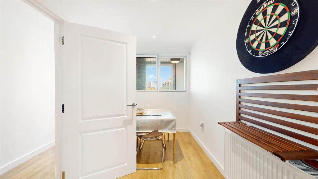 27 Southmere House, 1 Highland Street - 0JAEgLbX4I