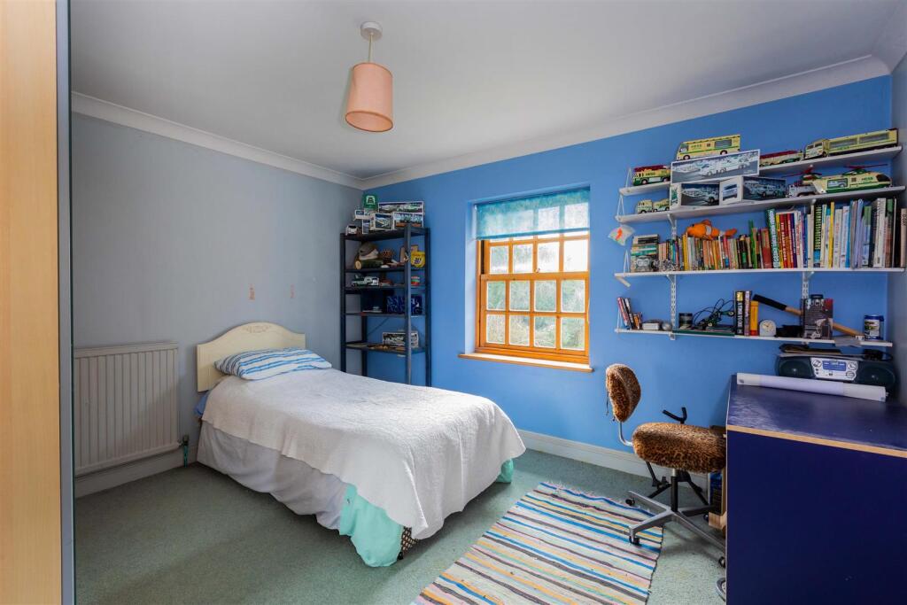 Oakwood House-38.jpg