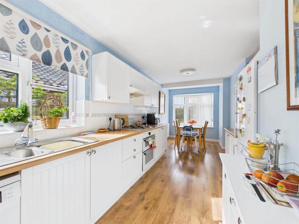 Kitchen / Diner