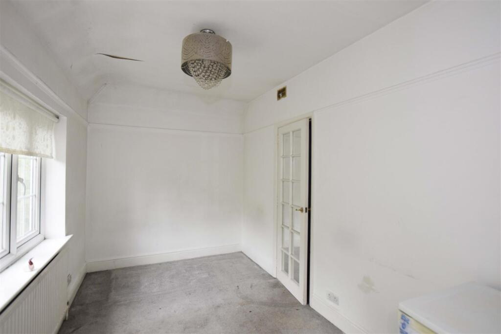 Bedroom 3.jpg