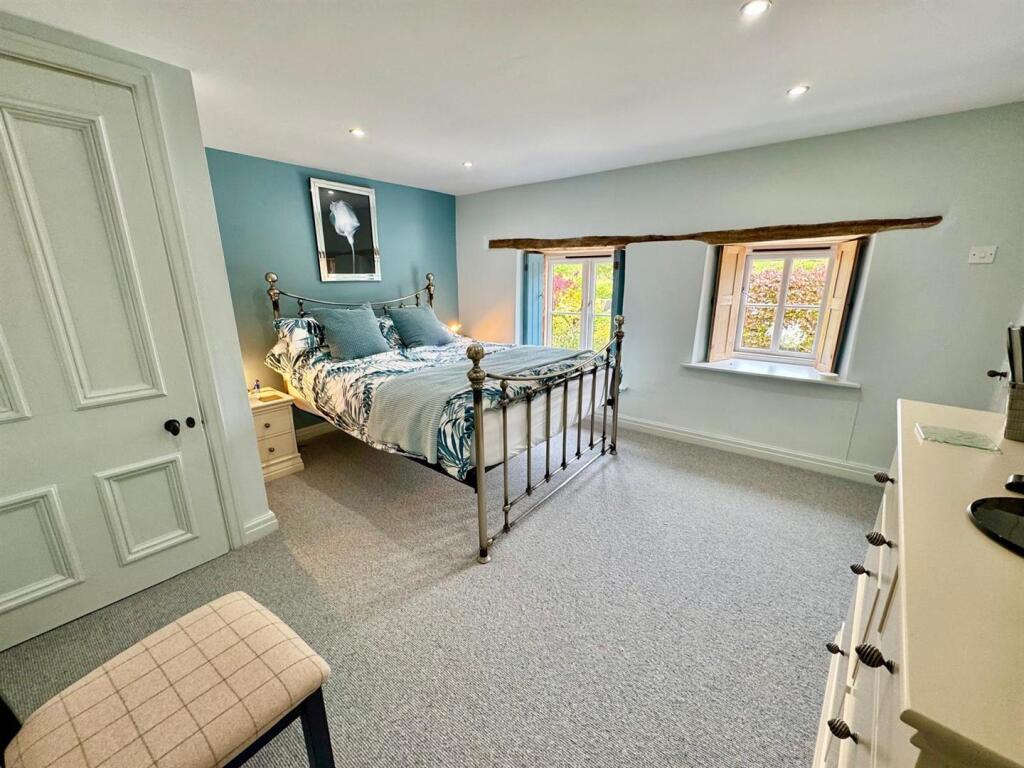 PHOTO-2025-05-18-18-17-01 (9).jpg