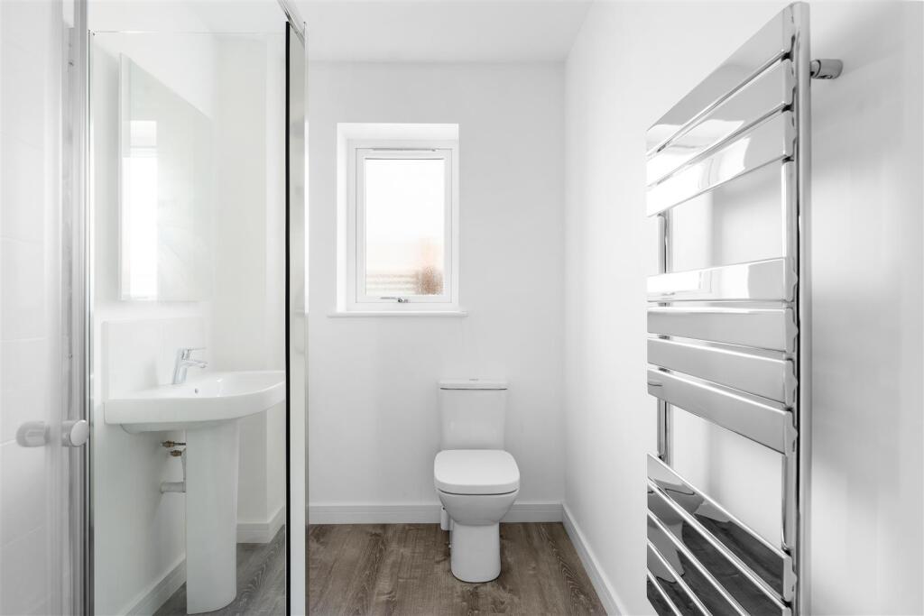 1.9 - shower room.jpg
