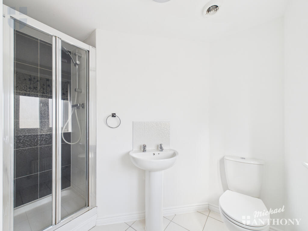 CAM03218G0-PR0764-STILL007