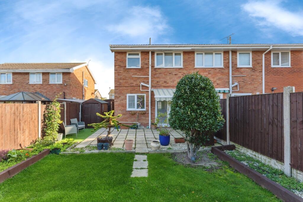 Garden/Rear