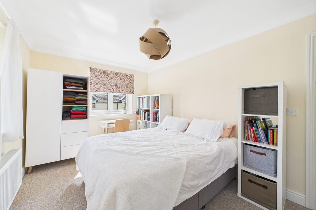 CAM01689G0-PR0474...