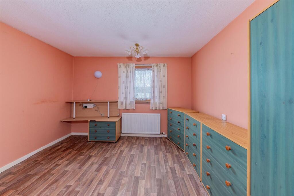 17 Broomlee Road Dundee-11.JPG