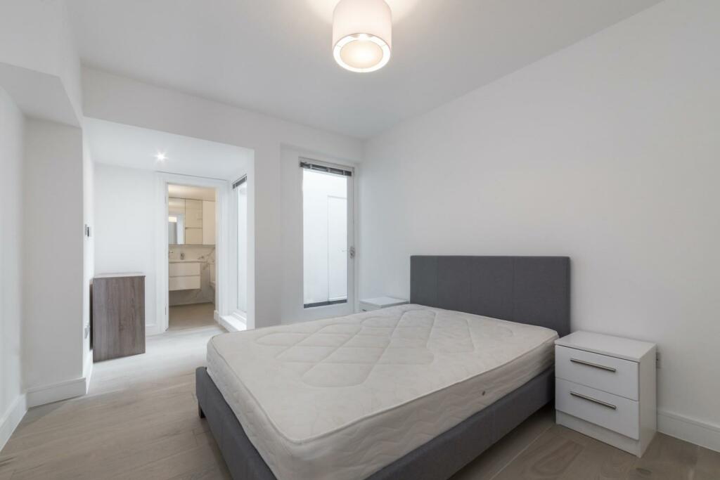 BEDROOM 4.jpg