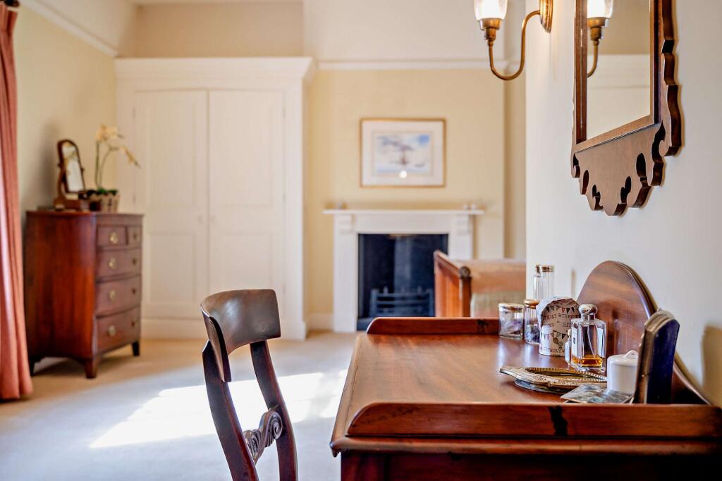 Bedroom 1 - Principal Bedroom with en suite